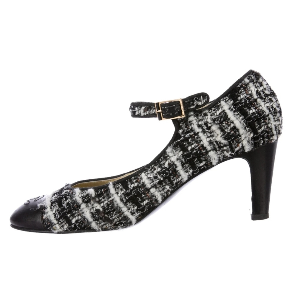 Chanel Black/White Tweed Mary Jane Cap Toe Pumps 35 - Picture 4 of 12